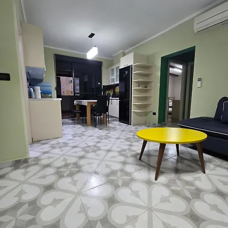 Tona 02 Apartamento Tirana