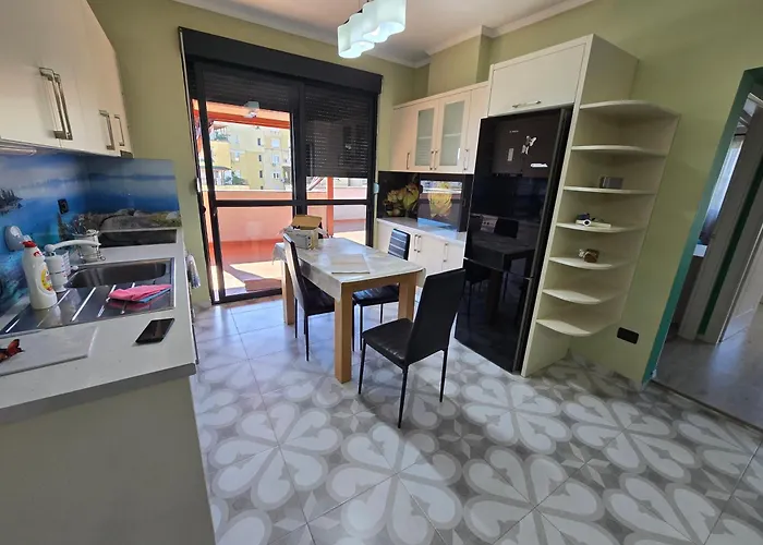 Tona 02 Apartment *